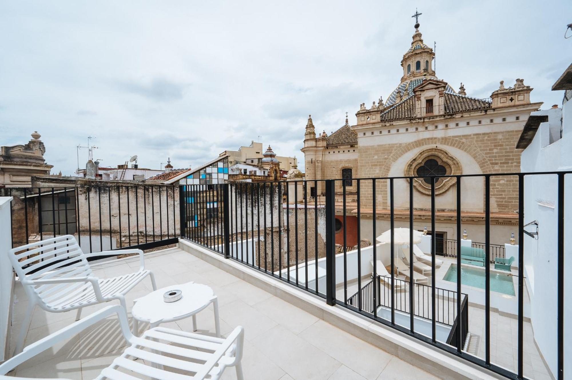 Ninesuites Cathedral Sevilla Exterior foto